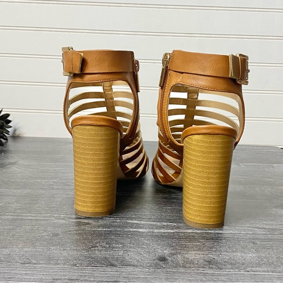 JustFab Beja Gladiator Heels - Picture 8 of 15